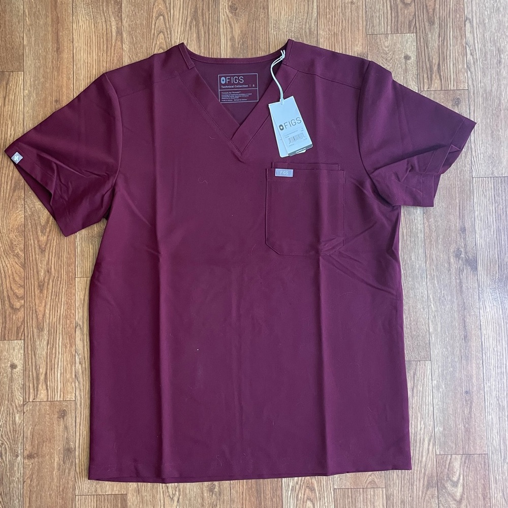 mens figs top